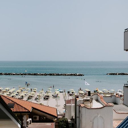 Hotel Edward Bellaria – Igea Marina Kültér fotó