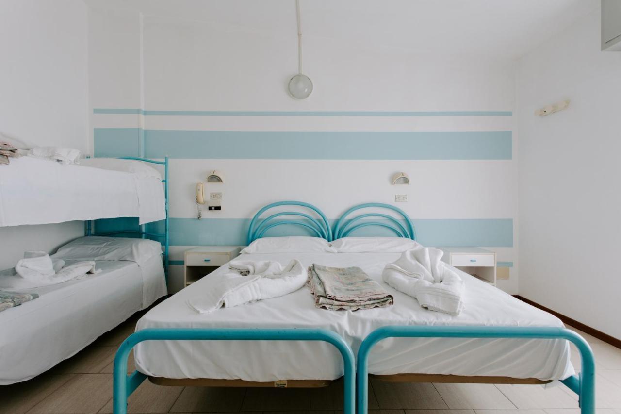 Hotel Edward Bellaria – Igea Marina Kültér fotó
