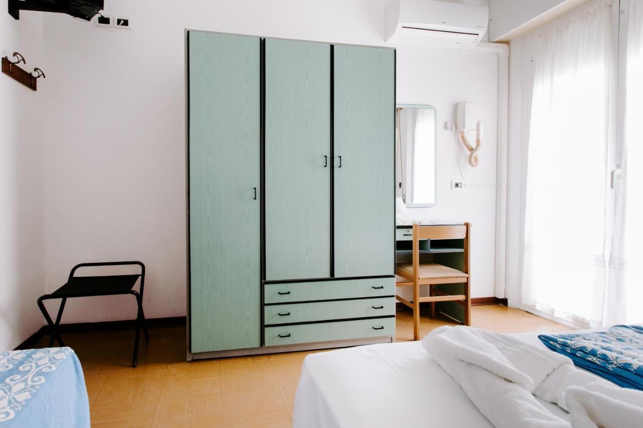 Hotel Edward Bellaria – Igea Marina Kültér fotó