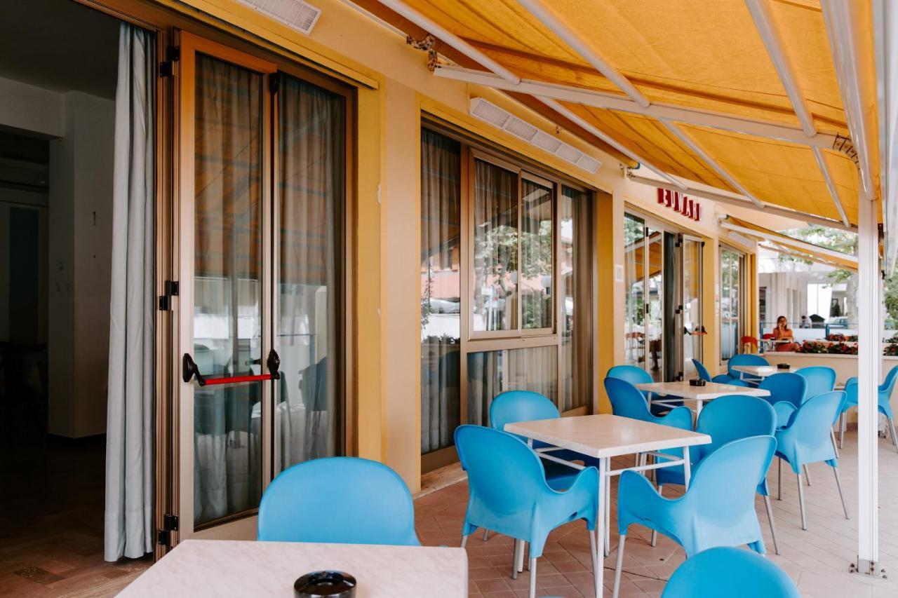 Hotel Edward Bellaria – Igea Marina Kültér fotó