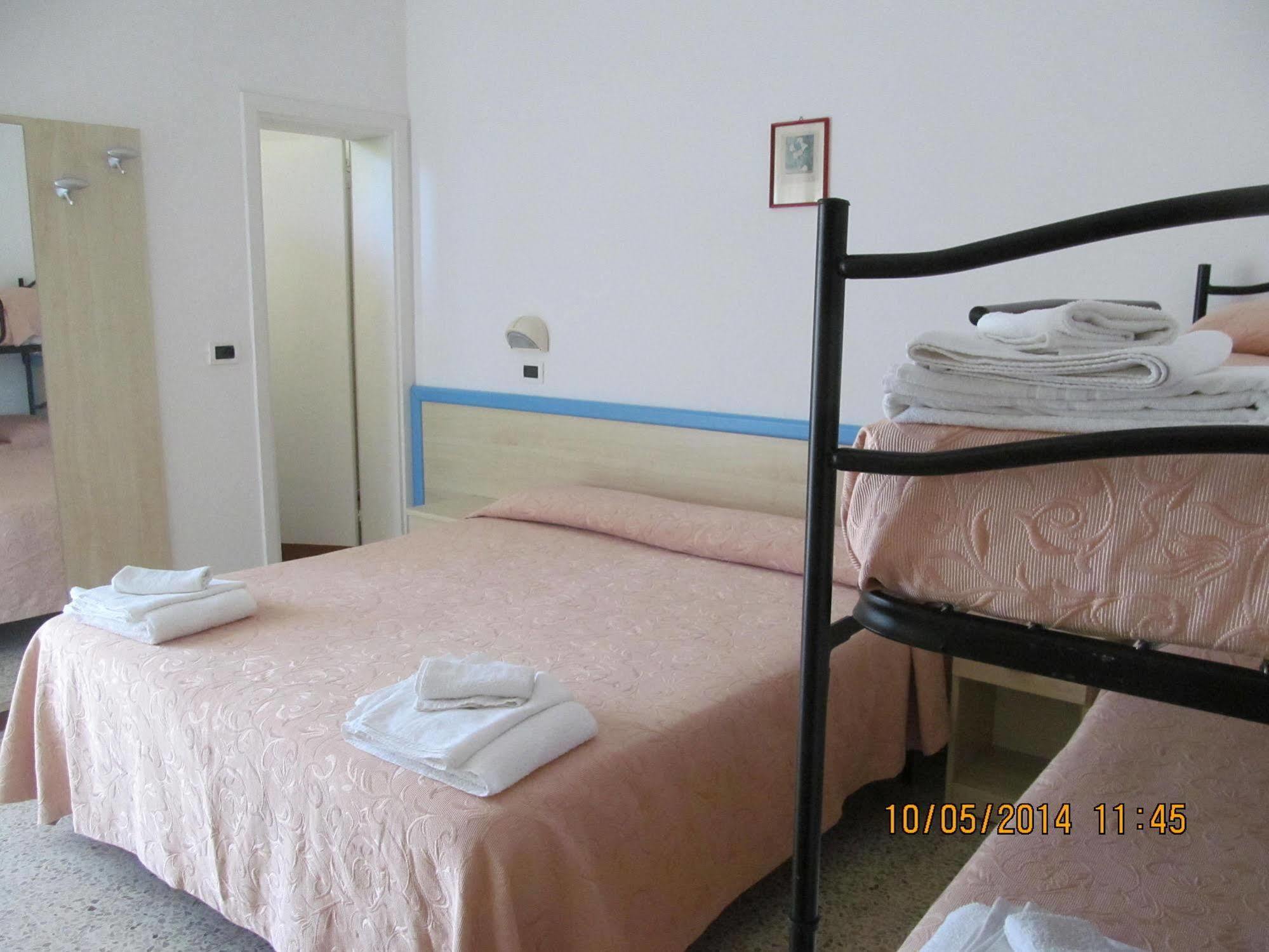 Hotel Edward Bellaria – Igea Marina Kültér fotó