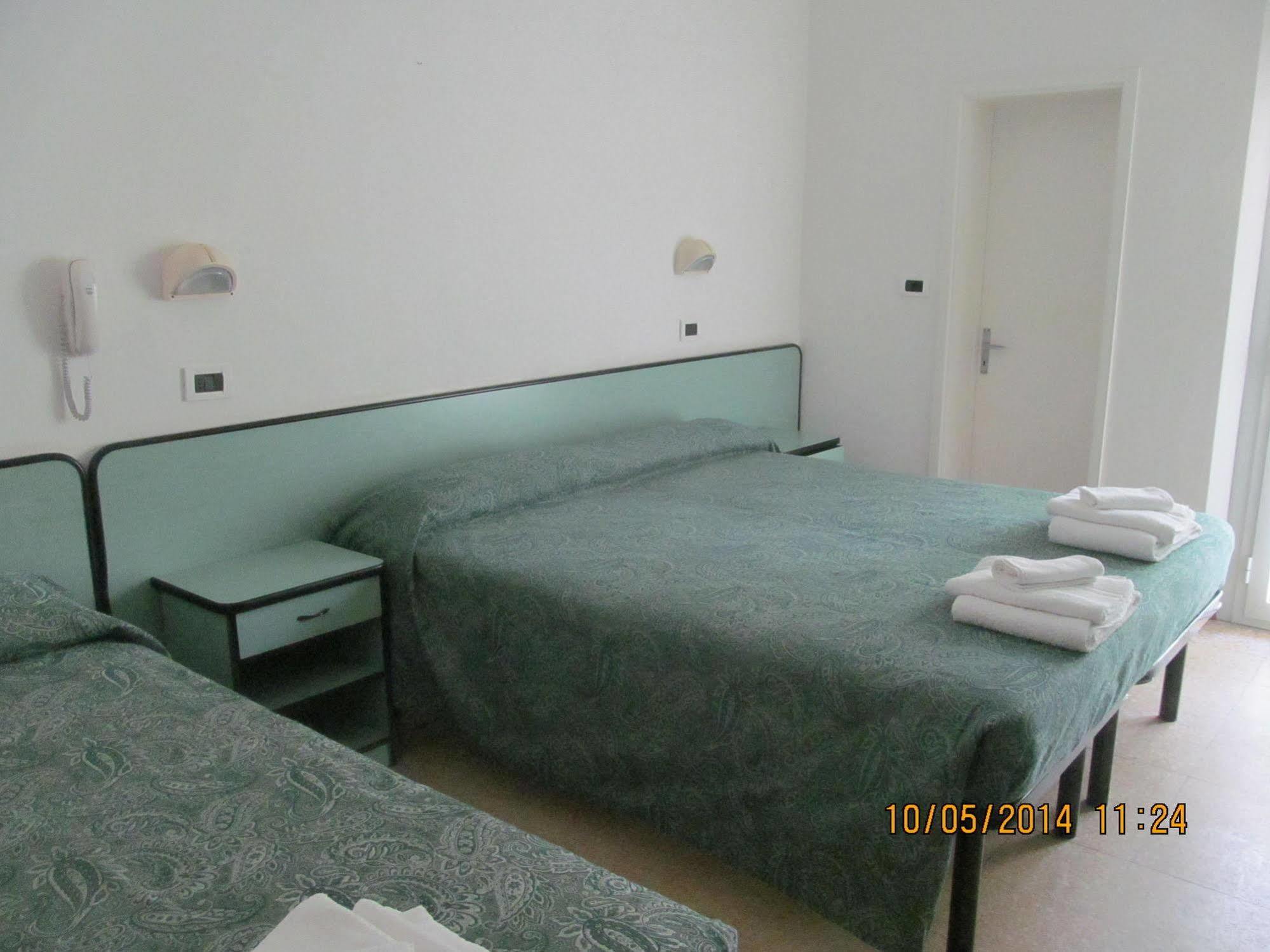 Hotel Edward Bellaria – Igea Marina Kültér fotó
